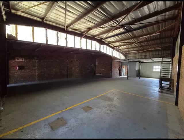 263M² WAREHOUSE TO LET IN WADEVILLE